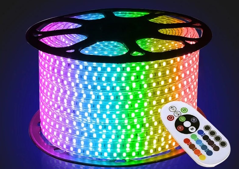 סרט לד RGB מוגן מים ip65+שנאי ושלט לפי מטר