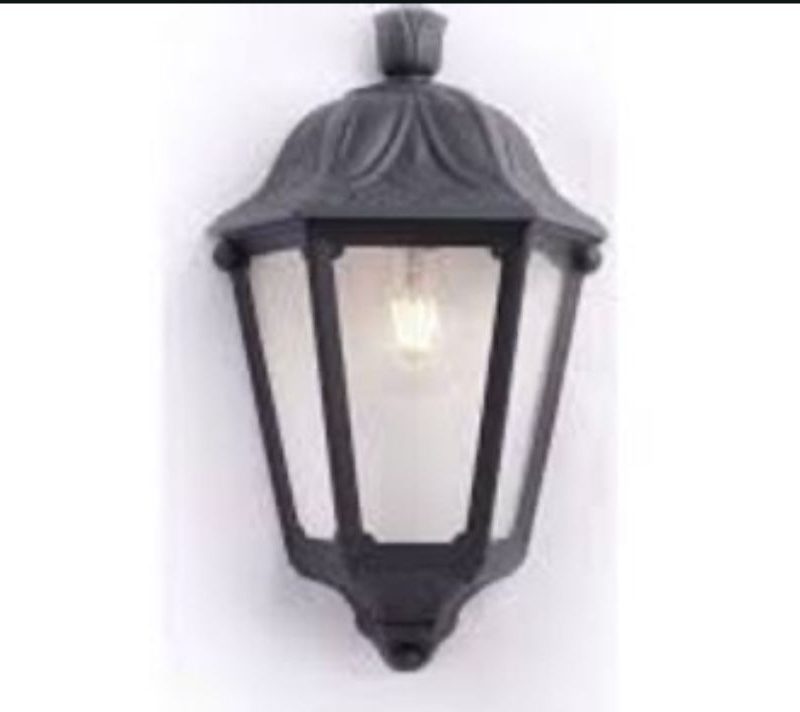 פנס גינה צמוד קיר שחור E27 fumagalli LESSE